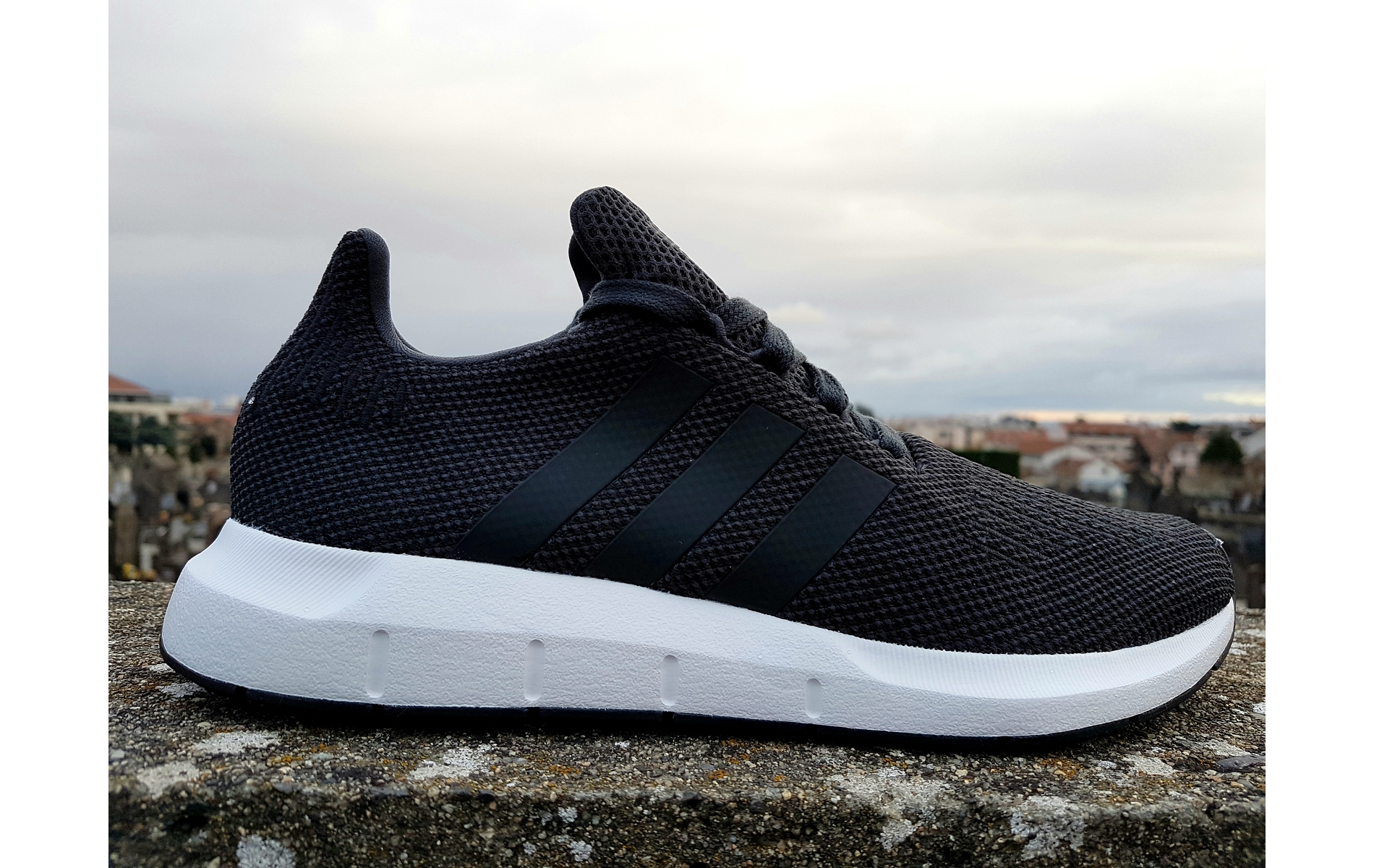 swift run adidas homme